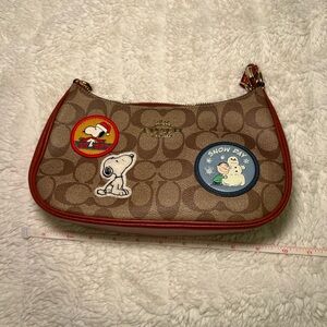Coach x Snoopy Collaboration Shoulder Bag